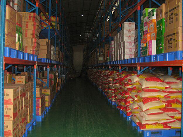塑料托盤食品倉(cāng)庫(kù)應(yīng)用案例