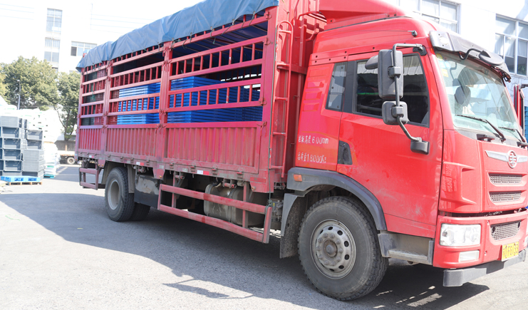 塑料托盤生產廠家哪家好?五大關鍵點要注意