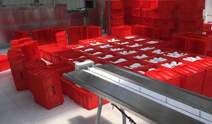 叮咚,這里有你的餐具周轉箱批發價格