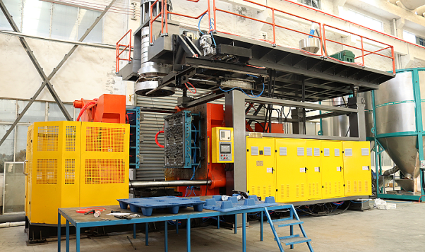 九腳塑料托盤如何生產(chǎn)？塑料托盤廠家來(lái)解惑