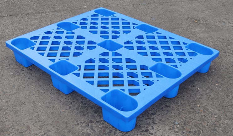 九腳塑料托盤:實用與美觀的完美結合